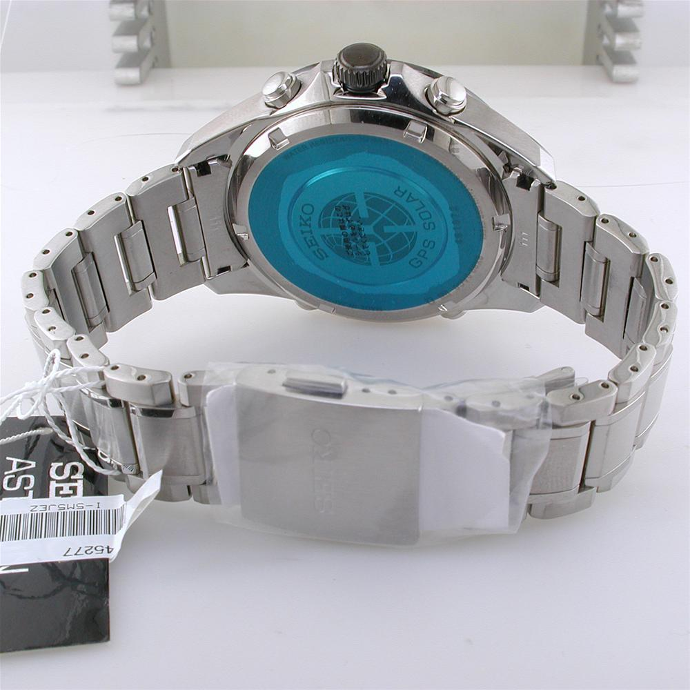 Seiko Astron GPS Solar 44.6mm Watch Stainless Steel with Ceramic Bezel Black Dial SSE011