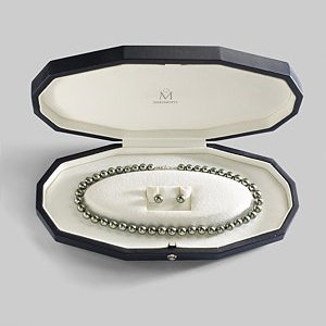 Mikimoto Black South Sea Pearl Necklace Strand & Stud Earring Set Special Edition