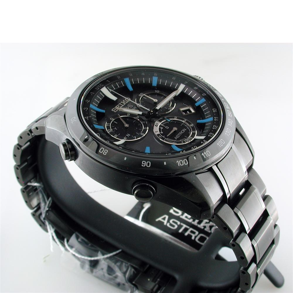 Seiko Astron Solar GPS Ceramic Black Stainless Blue 44.6mm Watch SSE013