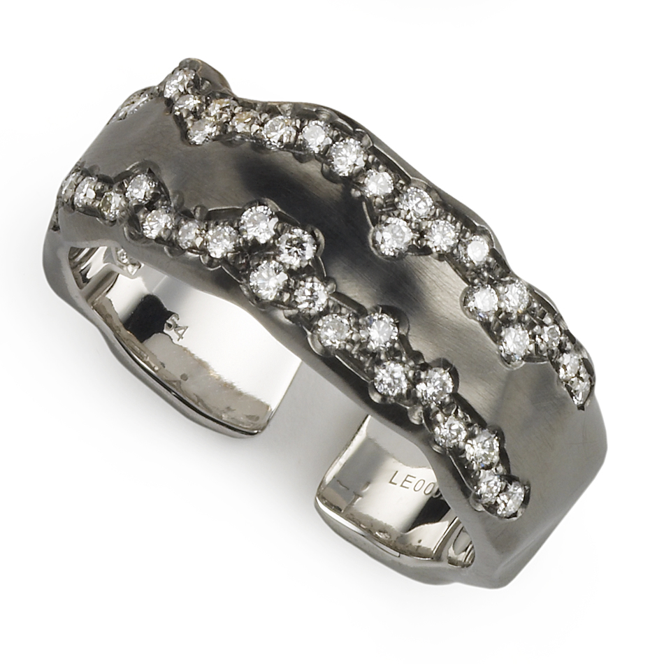 Antonini Vague Istanbul Blackened 18K White Gold Diamond Ring