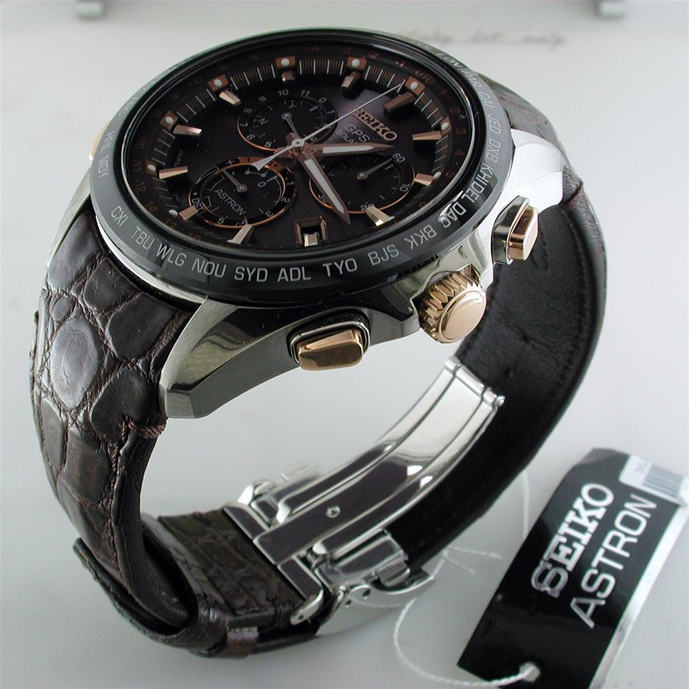 Seiko Astron GPS Solar 8 series Titanium & Ceramic Bezel Watch Black Dial Rose Gold 44.6mm SSE025