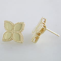 Roberto Coin Princess Flower Plain Medium Stud Earrings 18K Yellow Gold