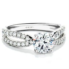 Hearts on Fire Envelop Single Twist Round Diamond Engagement Ring