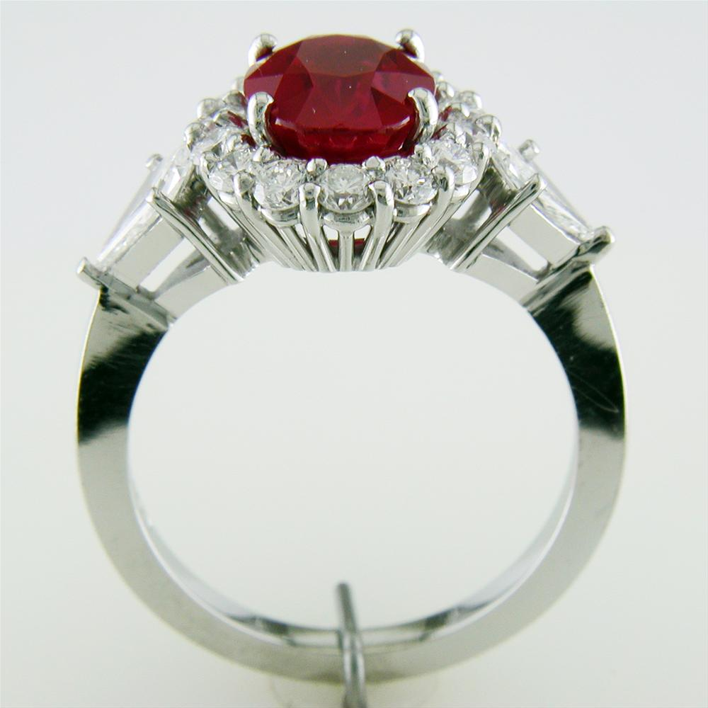 Gregg Ruth Oval Ruby & Kite Diamond Platinum Cocktail Platinum Ring
