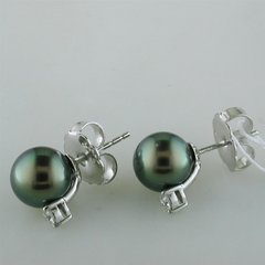 Pre-owned Mikimoto Black South Sea Stud Earrings with Diamonds PES 902BDW