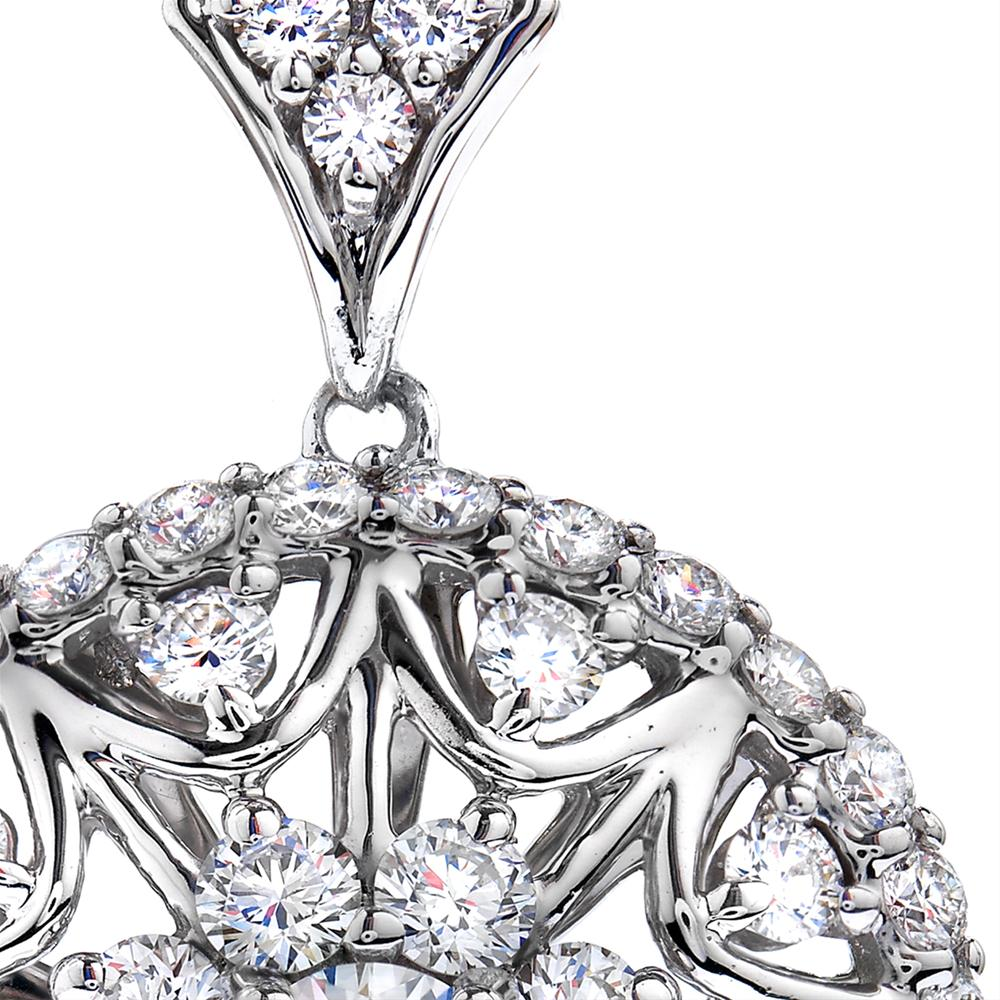 Hearts on Fire Small Convergence Diamond Pendant Necklace