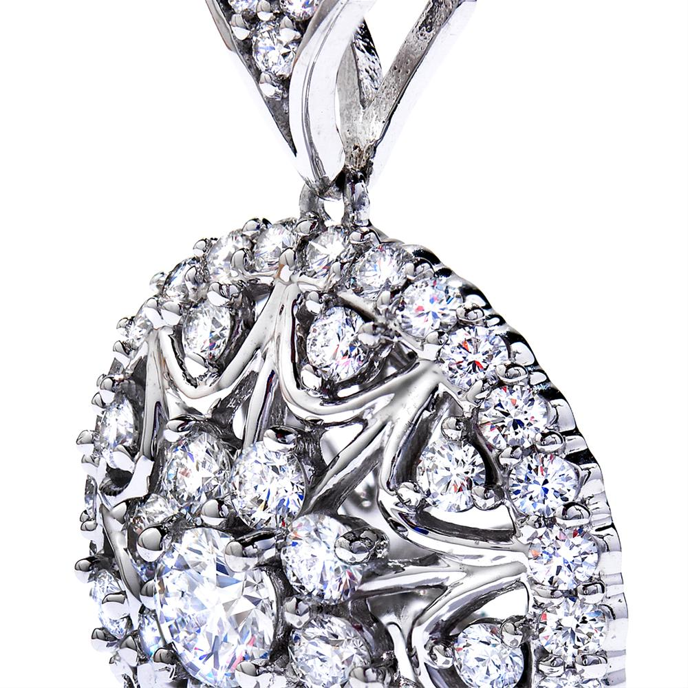Hearts on Fire Small Convergence Diamond Pendant Necklace