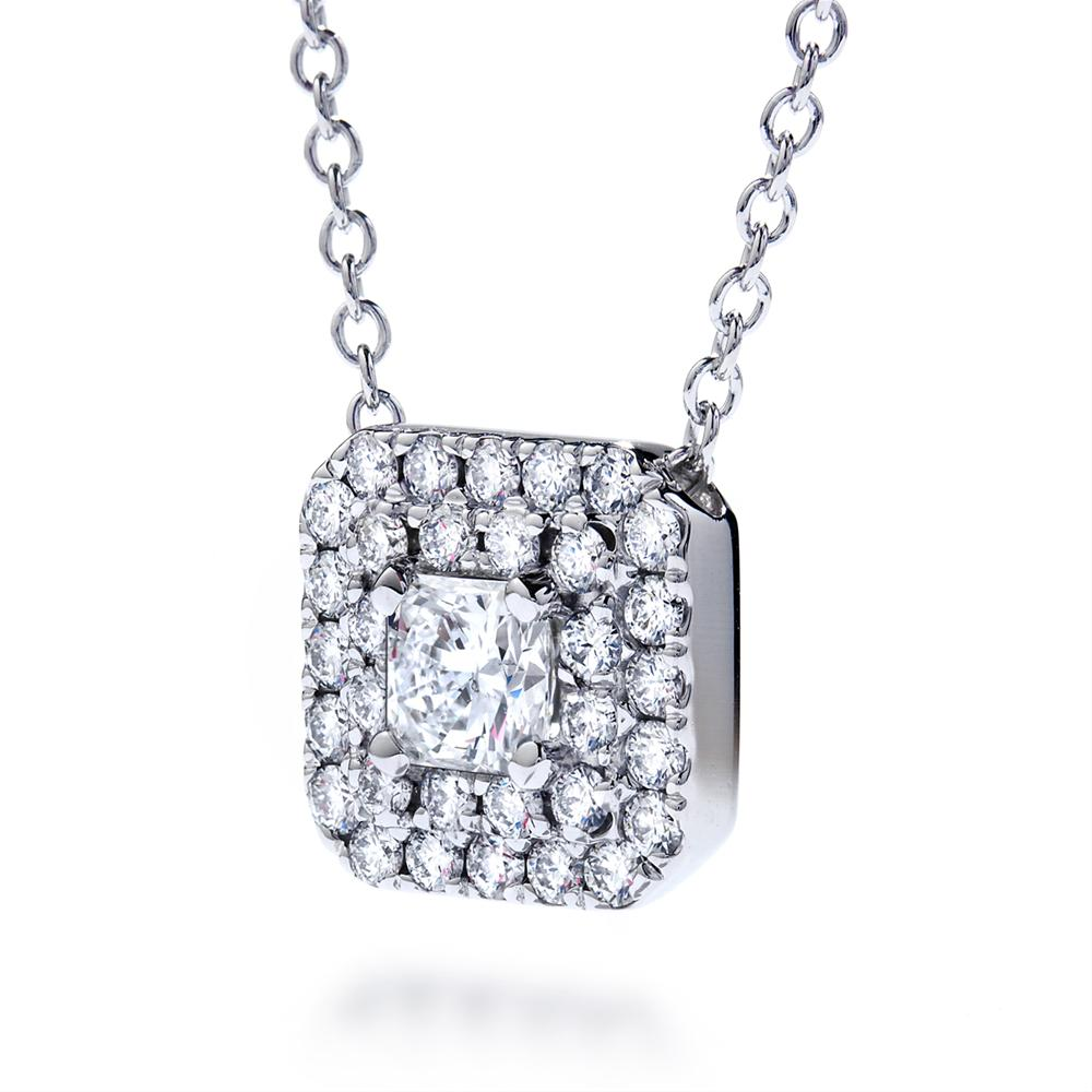 Hearts on Fire Transcend Double Halo Dream Diamond Pendant Necklace