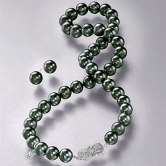 Mikimoto Black South Sea Pearl Necklace Strand & Stud Earring Set Special Edition