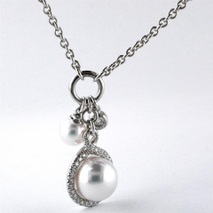 Mikimoto Petite Soleil Diamond & Pearl Necklace Triple Drop Pendant