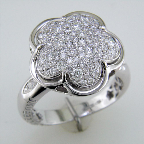 Pasquale Bruni Bon Ton Diamond Clover Flower Ring