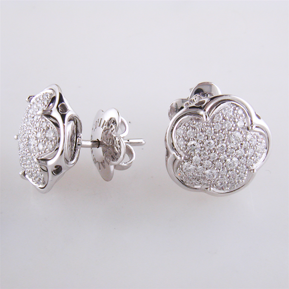Pasquale Bruni Bon Ton White Gold Diamond Stud Earrings 18K White Gold .76 Carats