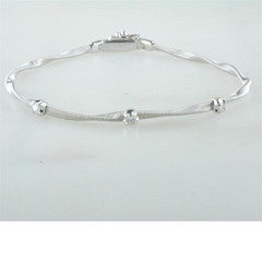 Marco Bicego Marrakech Three Diamond Single Strand Bracelet White Gold BG337BW