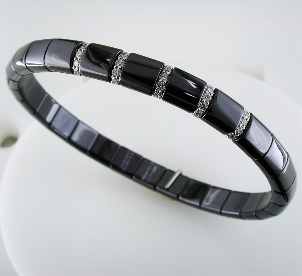 Roberto Demeglio Pura Black Ceramic Elastic Bracelet with 5 Diamond Sections