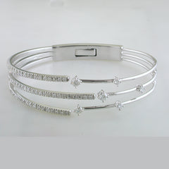 Pre-owned Estate 18K White Gold Hinged Diamond Crossover Bracelet