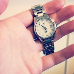 TAG Heuer CARRERA Calibre 9 Automatic Ladies Stainless Steel Watch Diamond Mother Pearl Dial 28MM WAR2414.BA0776