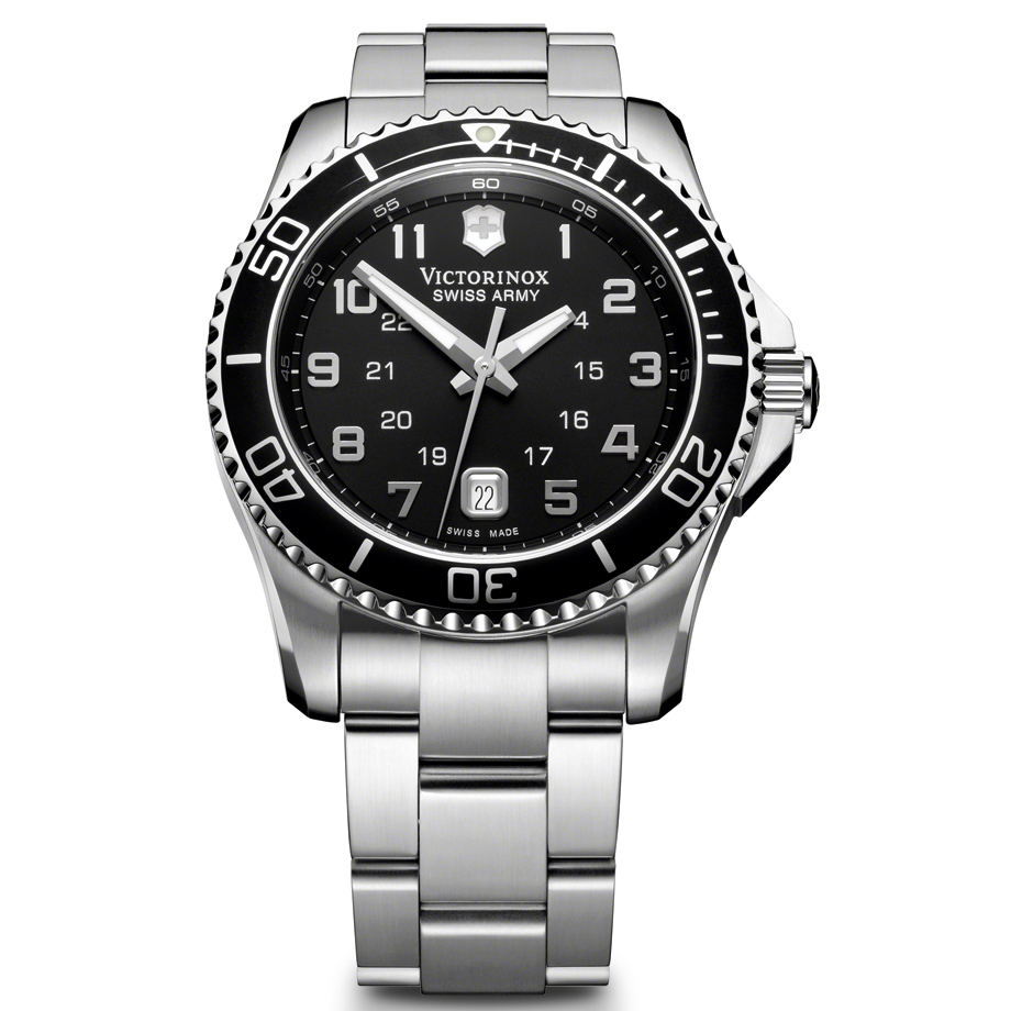 Victorinox Swiss Army Maverick GS Black Dial Steel Watch Men's  241436
