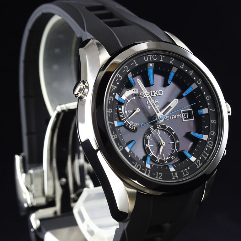 Seiko Astron Solar GPS Ceramic Black Stainless Blue 44.6mm Watch SAST009